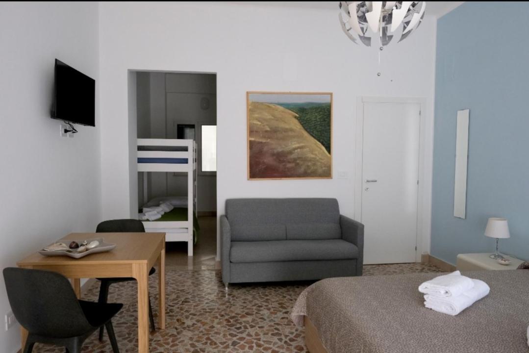 Sole & Luna Guest House Bari Eksteriør bilde